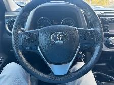 2017 Toyota RAV4 LE - Photo 11