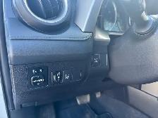 2017 Toyota RAV4 LE - Photo 18