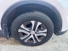 2017 Toyota RAV4 LE - Photo 21