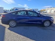 2015 Ford Fusion Hybrid - Photo 4