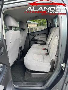 2018 Chevrolet Colorado WT Crew Cab 4WD (Certified) - Photo 10
