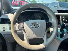 2013 Toyota Sienna 5dr V6 LE 7-Pass FWD Mobility - Photo 12