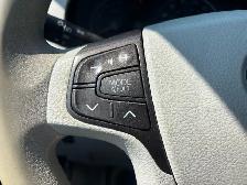 2013 Toyota Sienna 5dr V6 LE 7-Pass FWD Mobility - Photo 17