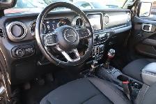 2022 Jeep Wrangler - Photo 21