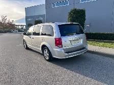 2011 DODGE GRAND CARAVAN SXT AUTOMATIC A/C ! - Photo 4