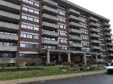 Condo haute gamme 3 1/2 830p.ca, MEUBLÉ à louer, avec garage