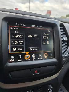 2016 Jeep Cherokee 4WD 4dr Limited - Photo 14