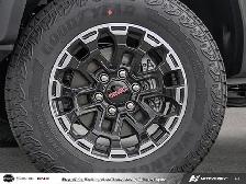 2026 GMC Canyon AT4 Crew Cab Short Box 4-Wheel Drive AT4 - Photo 8