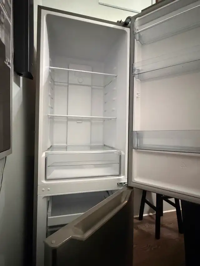 3yr old Used Fridge works great