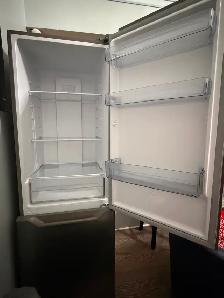 3yr old Used Fridge works great - Photo 3