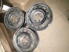 4 Roue acier 16x6.5' 5-114.3 Mazda original 200$ - Photo 2