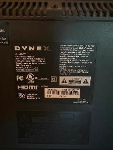 Dynex 40 inch LED TV - Photo 2