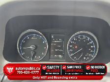 2017 Toyota RAV4 XLE AWD Certified One Owner Local Trade in - Photo 12