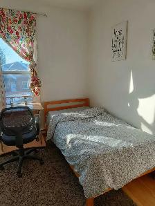 Cozy Room for Student!All included!JUST BRING YOUR LUGGAGE! - Photo 4