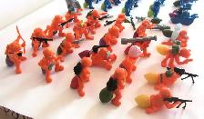 Vintage 1987 Hasbro ArmyAnts-40 figures, weapons & accessosories - Photo 3