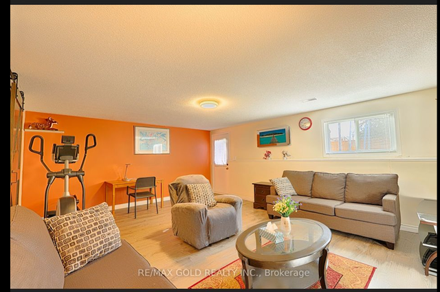 1 Bedroom Basement Apart. for Rent in Grapeview( St.Catharines)