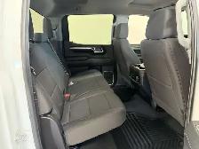 2024 Chevrolet Silverado 1500 1LT / Low Km / O Accident / 1 Owne - Photo 10