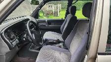1998 Isuzu Trooper with 106k km only - Photo 6