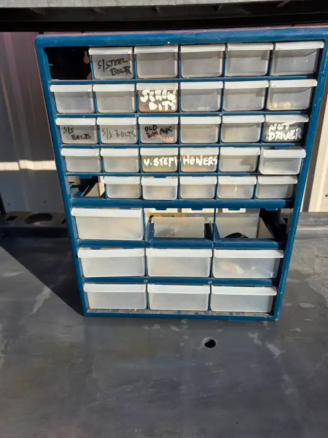 35 Drawers Hanging Or Bench Plastics Parts Bolts Organizer