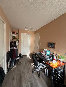 STARTING NOVEMBER 1ST – 2 ROOMS FOR RENT NEAR YORK UNIVERSITY - Photo 3