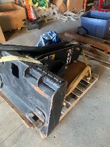 Paladin Strike Force SFB750 Skid Steer Hydraulic Breaker - Photo 2