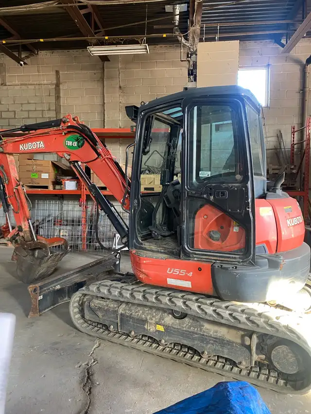 KUBOTA U-55-4 EXCAVATOR, ONLY 3,602 hrs