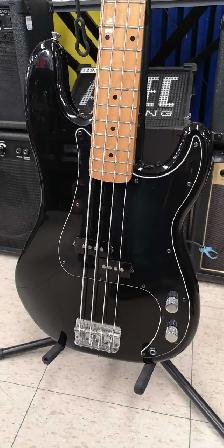 Bass Fender - Photo 2