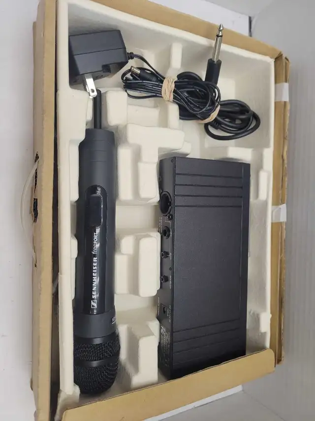 Sennheiser Freeport Wireless Microphone System