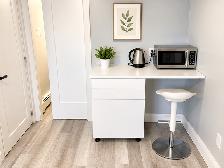 Masterbedroom has private bath - Utilities & Wifi - Nov 1 - LRT - Photo 2