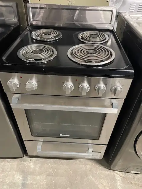 Cuisinière stainless ronds serpentins 24'' Danby