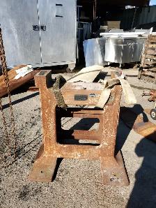 OLD MACHINE CAST IRON BASE LIVE EDGE WOOD - Photo 3