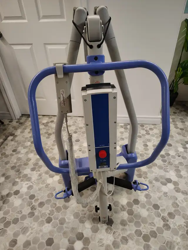 Electric Patient Lift - New Batteries and New Sling