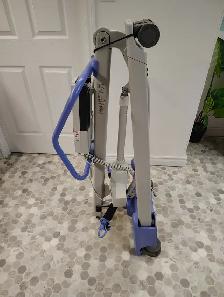 Electric Patient Lift - New Batteries and New Sling - Photo 2