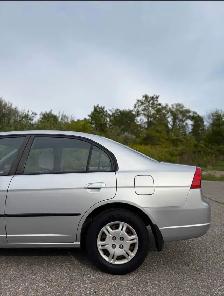 89,000km Honda civic 2002 - Photo 7