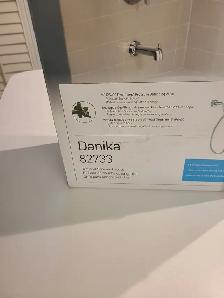 CHROME MOEN DANIKA COMPLETE SHOWER - Photo 4