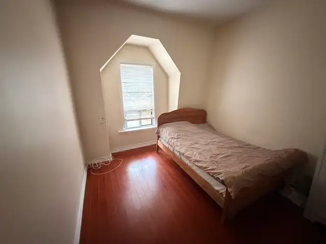 Quiet Room Rent