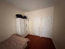 Quiet Room Rent - Photo 2