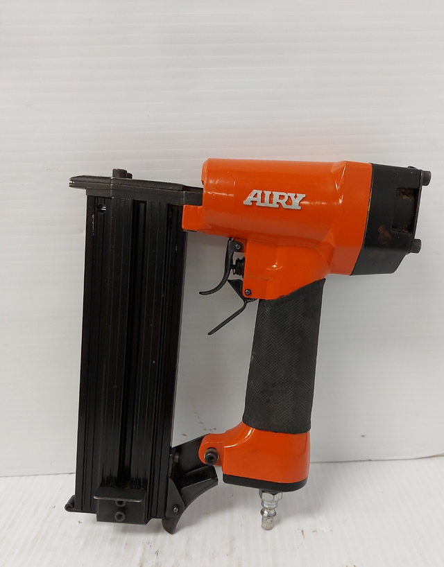 (N92403-2) Airy ATT-02495 Nailer
