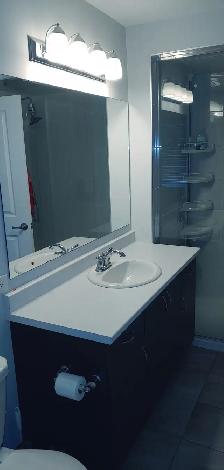 Private Bedroom   Private Bathroom  Furnished & All-Inclusive - Photo 2