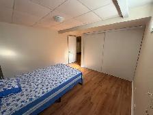 1 bedroom basement available - Photo 5
