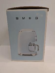 (B1340) Smeg DCF02GRUS Coffee Maker - Photo 4