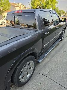 2015 Dodge Ram Laramie Pickup Truck - Photo 7
