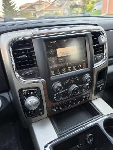 2015 Dodge Ram Laramie Pickup Truck - Photo 9