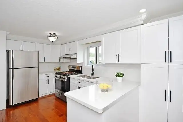 PRIVATE ROOM FOR RENT NEAR SUNRISE PLAZA $650
