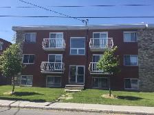 41/2. Longueuil ( St-Hubert ).   1290$  mois. - Photo 10