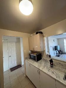 Spacious 2 Bed, 2 Bath apartment– Lease Takeover (Lo - Photo 4