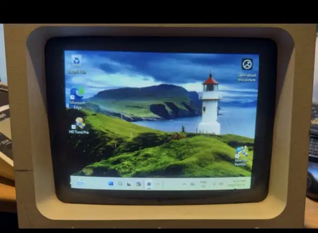 IBM PS/1 color monitor 14 inch VGA
