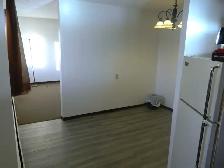 1 Bedroom Apartment $940 Quiet Adult Building Near SouthgateMall - Photo 7