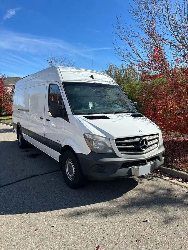 Mercedes-Benz Sprinter Van