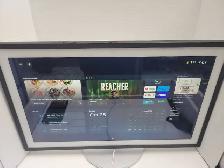 Amazon Echo Show 21' Smart Display